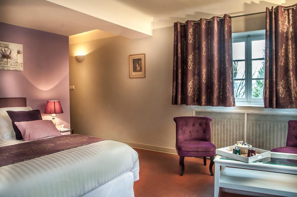 Le Clos Des Canebiers Bed and Breakfast Grasse Kamer foto
