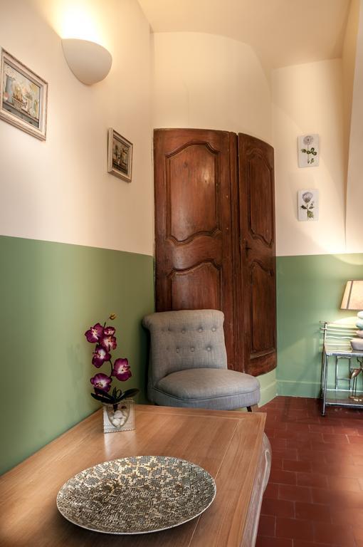 Le Clos Des Canebiers Bed and Breakfast Grasse Kamer foto