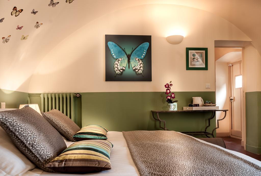 Le Clos Des Canebiers Bed and Breakfast Grasse Kamer foto