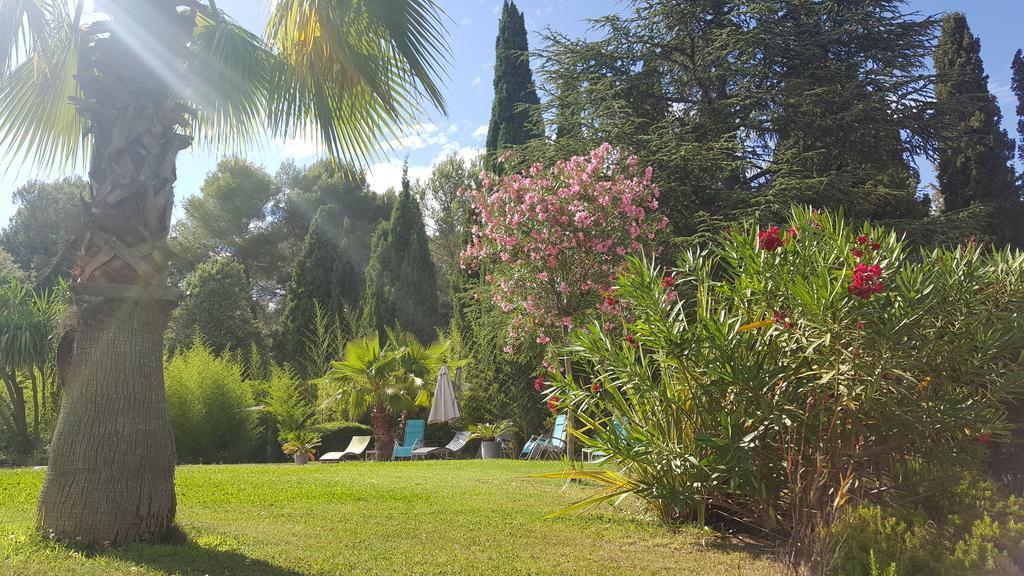 Le Clos Des Canebiers Bed and Breakfast Grasse Buitenkant foto
